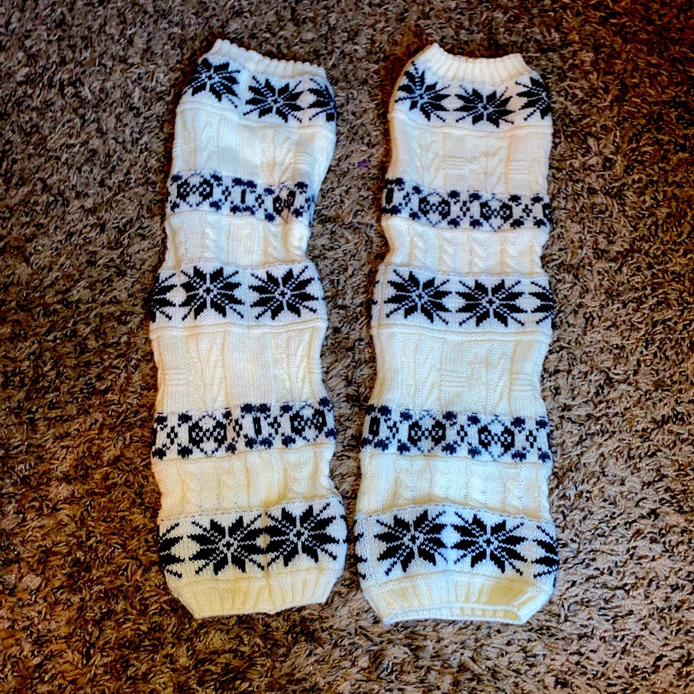 Christmas leg warmers